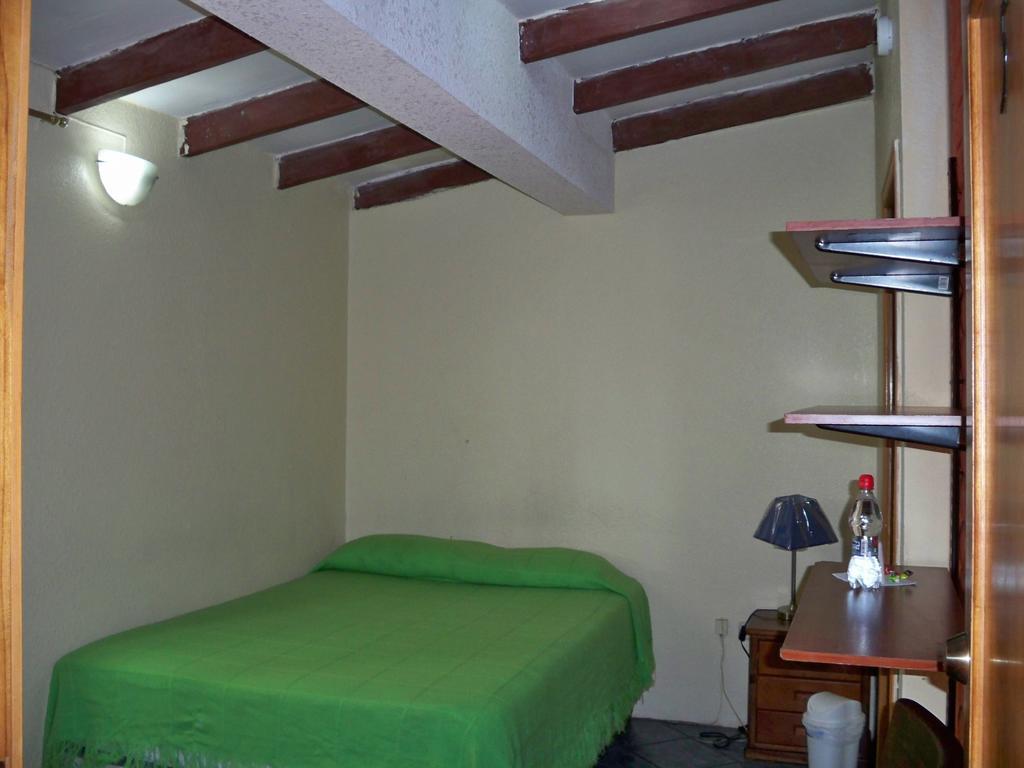 Las Garzas Alojamiento Hotel Ibarra Bagian luar foto